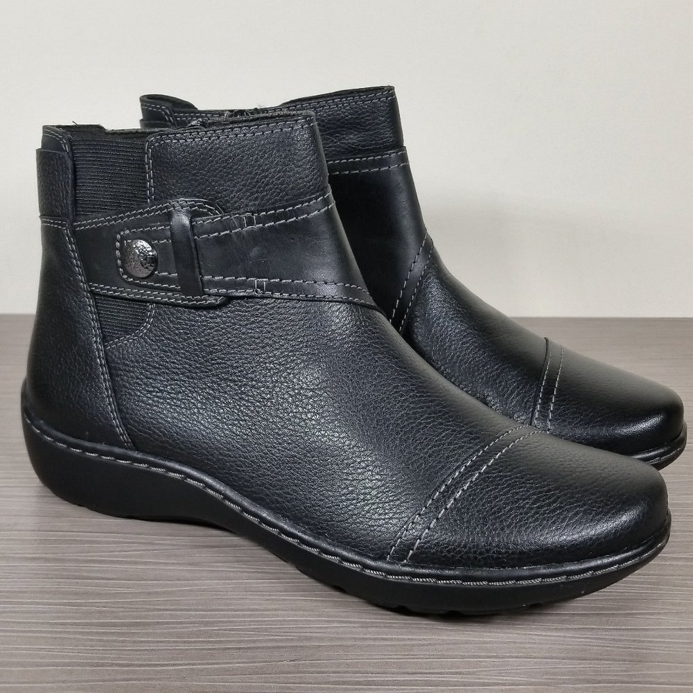 Clark's Cora Tropic Side Zip Bootie Black Textured Leather, Womens Size 6  & 9.5